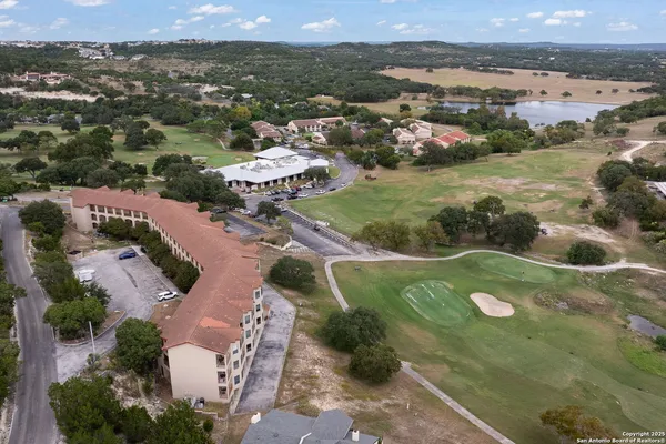 $2,250 | 20 Tapatio Drive East, Unit 205, Boerne, TX 78006