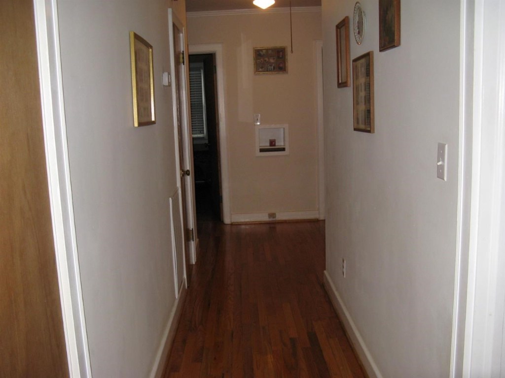 707 Whitehall Road Anderson, SC 29625 - Photo 10 of 14 Gallery Image 10