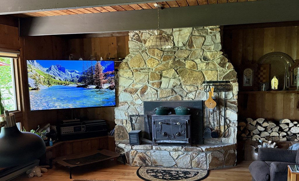 5267 Forest Road Sturgeon Bay, WI 54235 - Photo 2 of 2 Gallery Image 2