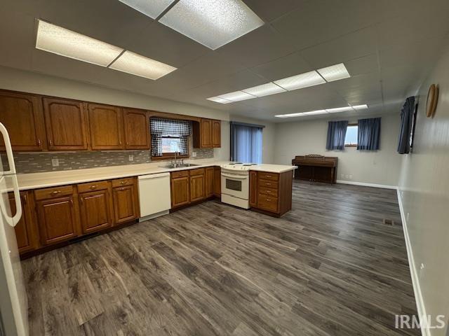 920 North Ew Lagrange, IN 46761 - Photo 2 of 31