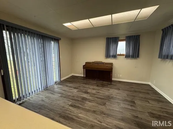 $294,500 | 920 North Ew, Lagrange, IN 46761