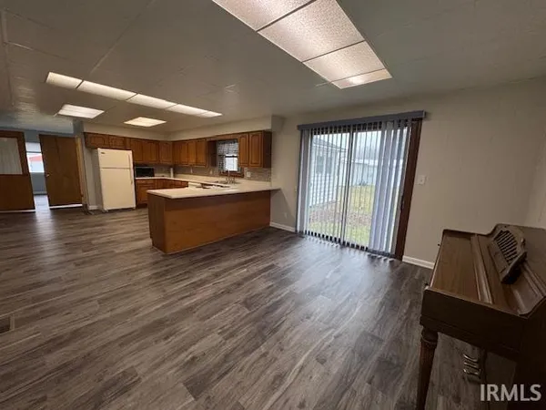 $294,500 | 920 North Ew, Lagrange, IN 46761