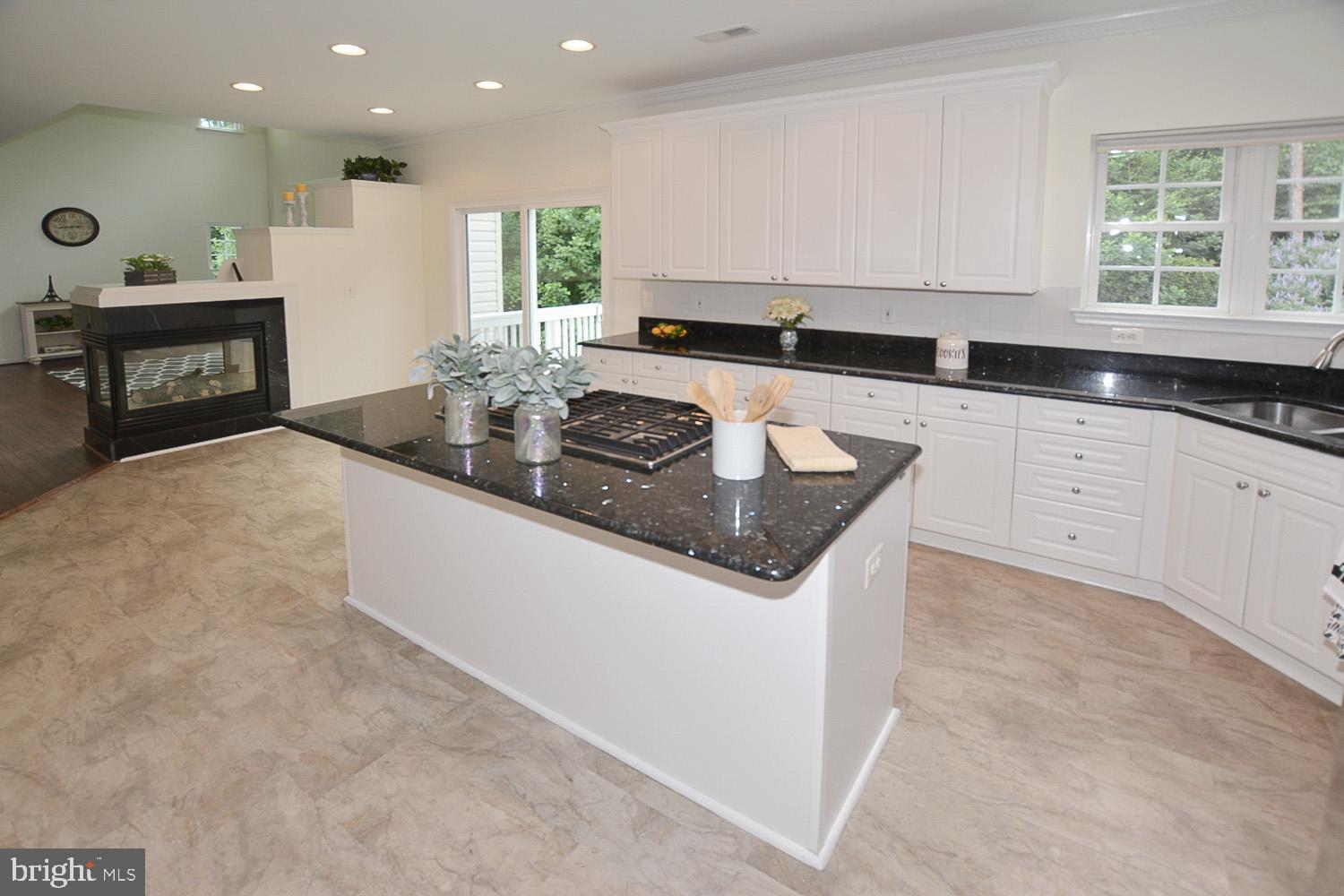 6096 Deer Ridge Trail Springfield, VA 22150 - Photo 14 of 40