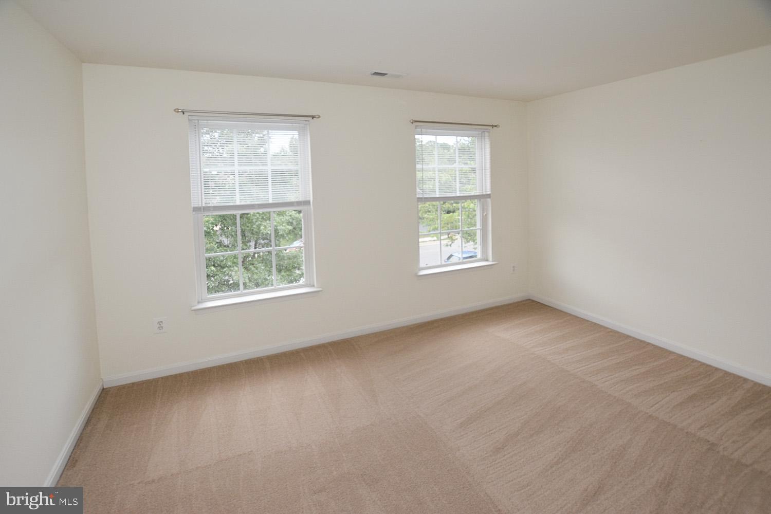6096 Deer Ridge Trail Springfield, VA 22150 - Photo 21 of 40