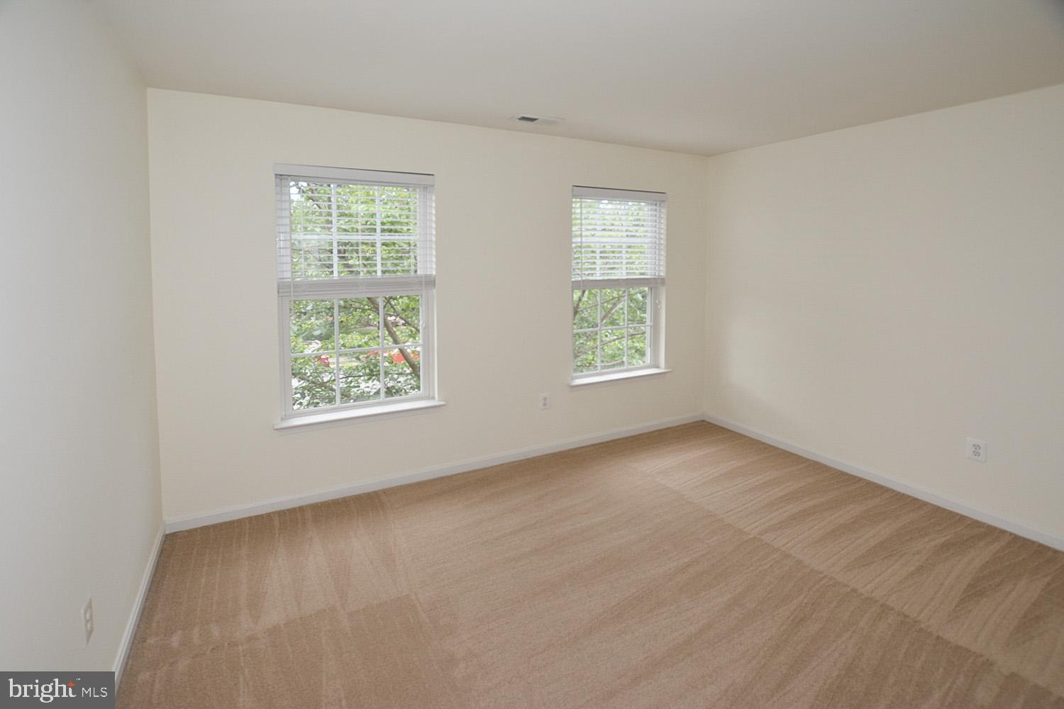 6096 Deer Ridge Trail Springfield, VA 22150 - Photo 24 of 40