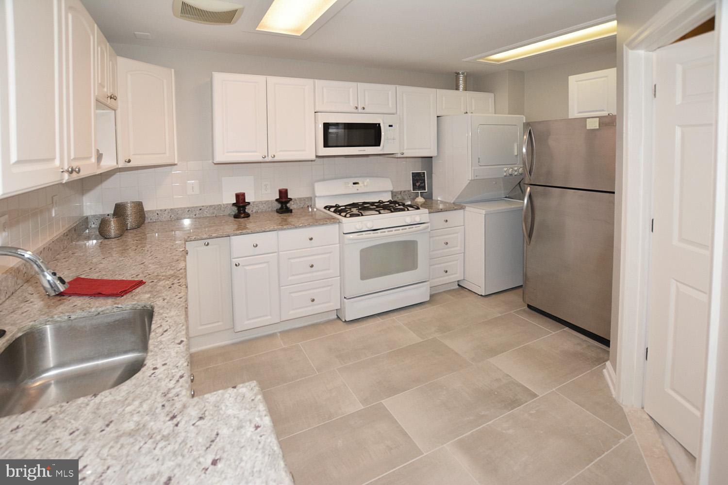 6096 Deer Ridge Trail Springfield, VA 22150 - Photo 33 of 40