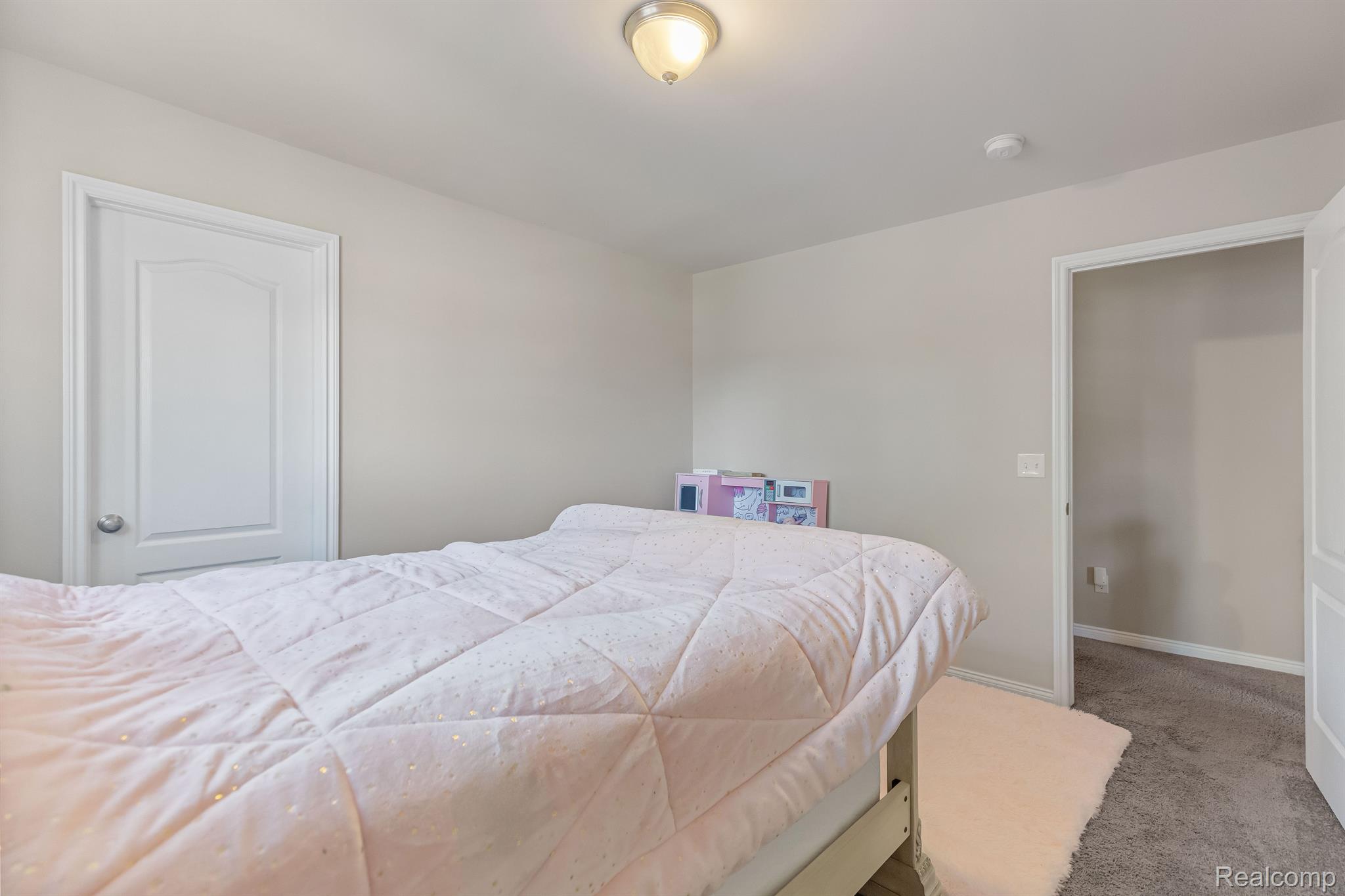 3384 Mildred Avenue Rochester, MI 48309 - Photo 34 of 38 Gallery Image 34