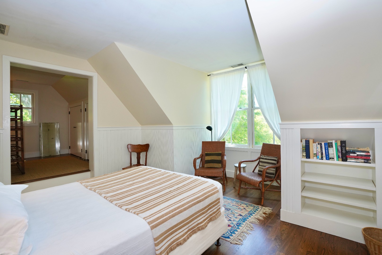 2 Old Field Road Aquinnah, MA 02535 - Photo 12 of 24 Gallery Image 12