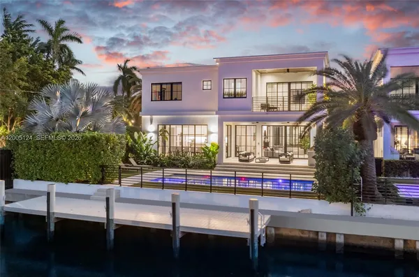 $40,004 | 895 Northeast 76th Street, Miami, FL 33138