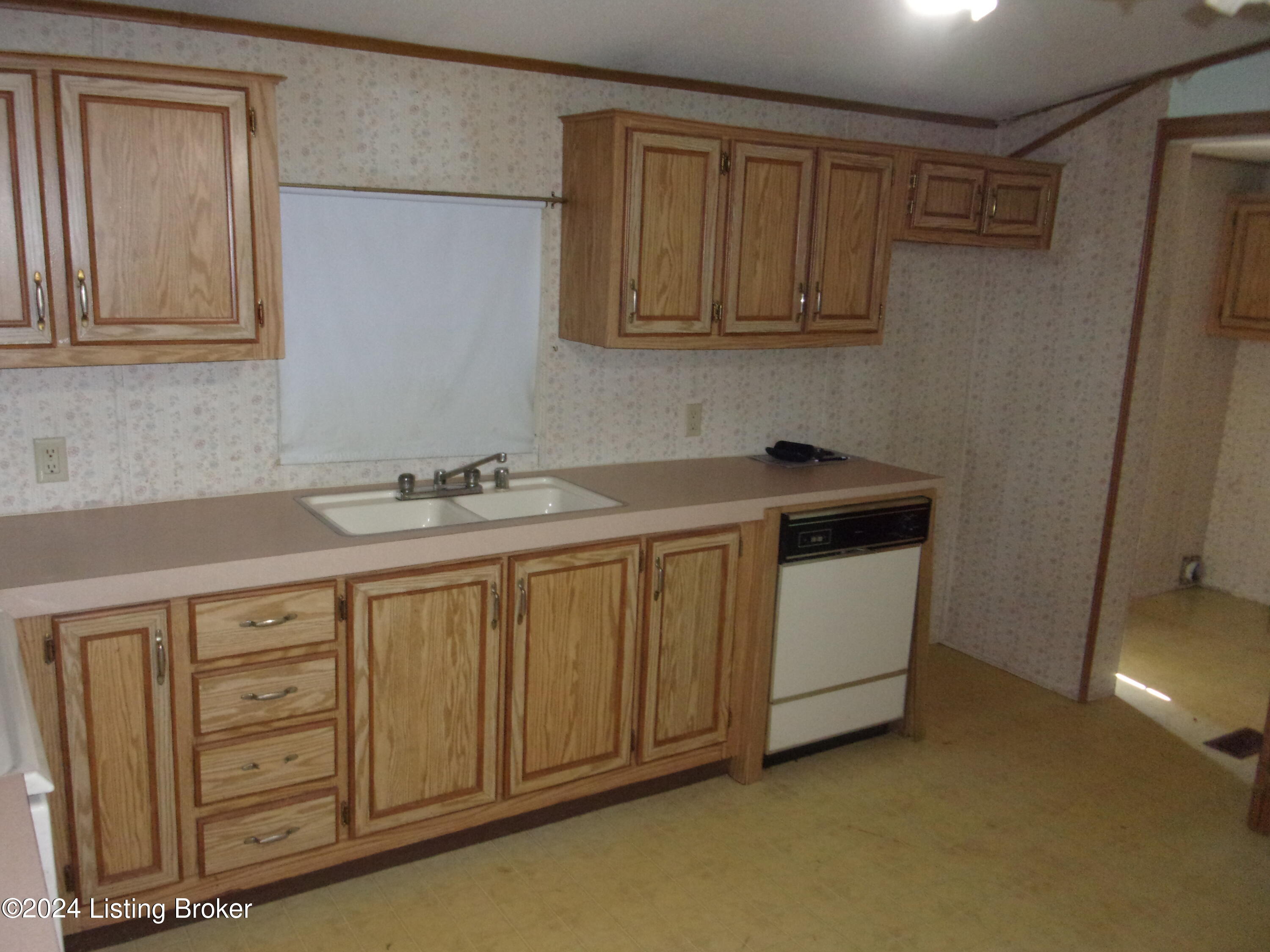 3960 Samuels Road Coxs Creek, KY 40013 - Photo 9 of 18 101_5922