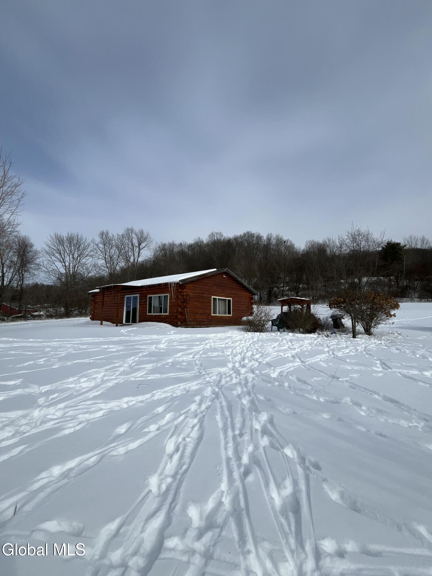 47 Valley View Way Hebron, NY 12865 - Photo 2 of 29 IMG_0292