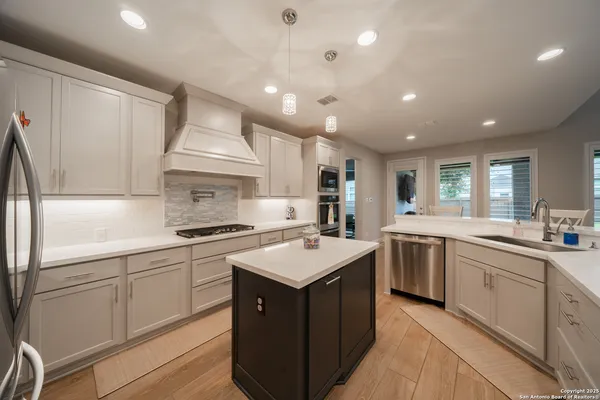 $4,200 | 1729 Crystal Bridges, San Antonio, TX 78260