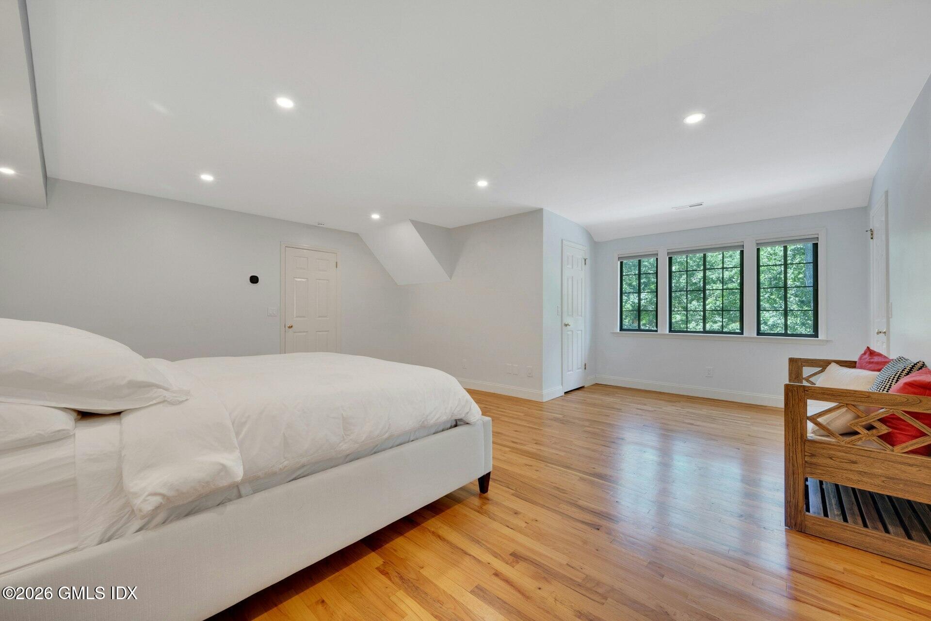 45 Mayapple Road Stamford, CT 06903 - Photo 15 of 32 14
