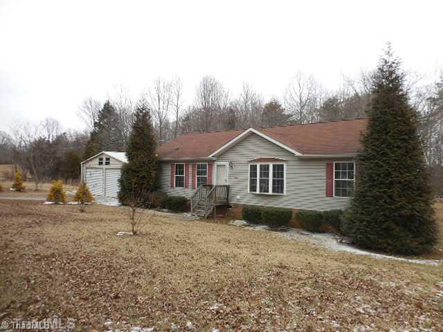 4520 Walpole Road High Point, NC 27265 - Photo 14 of 15 Exterior Front.