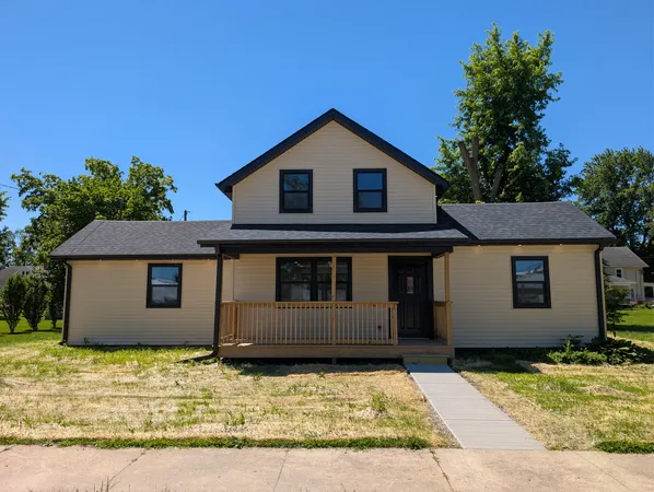 $264,900 | 206 East Jefferson Street, Gardner, IL 60424