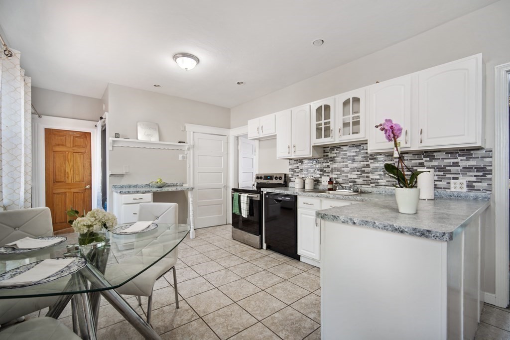 73 Sears Island Drive Worcester, MA 01606 - Photo 17 of 31