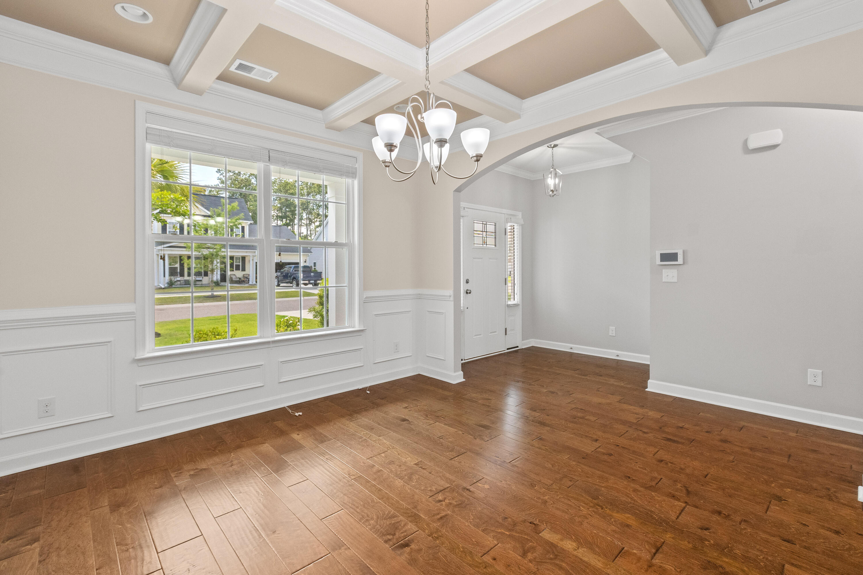 242 Saxony Loop Summerville, SC 29486 - Photo 12 of 44 242SaxonyLoop-CasaVerdeMediaLLC19