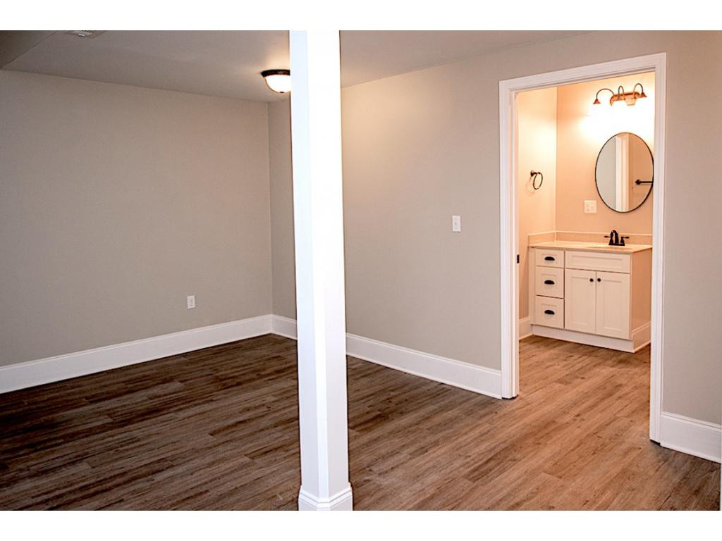 500 Merman Road Kingsport, TN 37663 - Photo 17 of 28 Photo 18