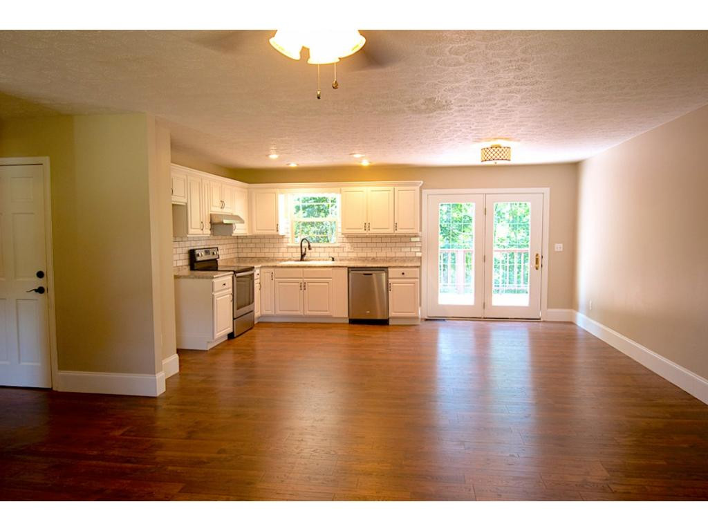 500 Merman Road Kingsport, TN 37663 - Photo 3 of 28 Photo 4