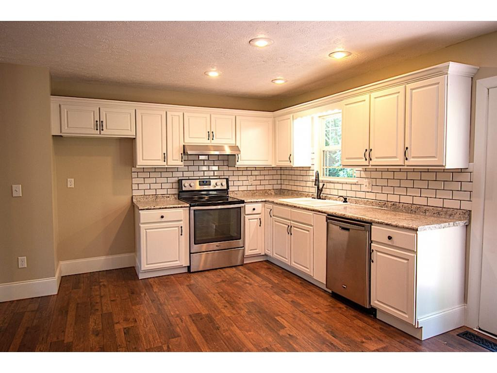 500 Merman Road Kingsport, TN 37663 - Photo 7 of 28 Photo 8