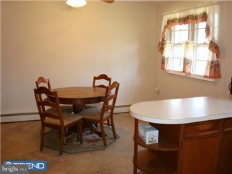 337 Birmingham Road Pemberton, NJ 08068 - Photo 4 of 12 Dining Room
