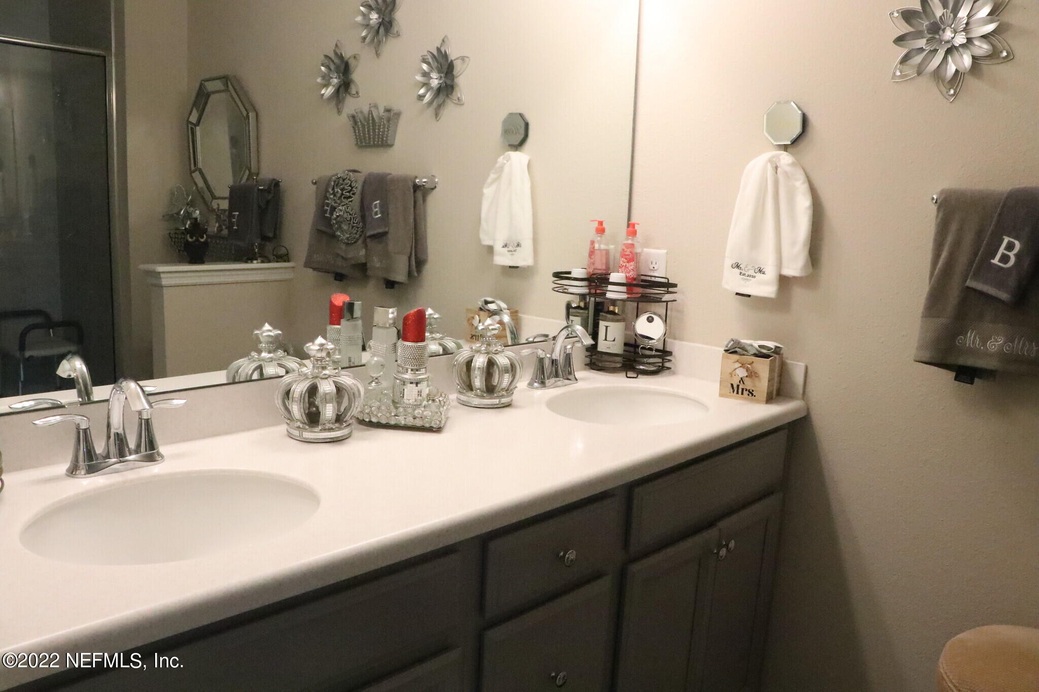 1316 Salt Ridge Avenue Jacksonville, FL 32218 - Photo 10 of 21 Owner's Bathroom Sinks