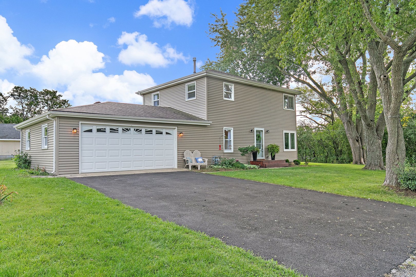 27110 West Highland Road Barrington, IL 60010 - Photo 2 of 33