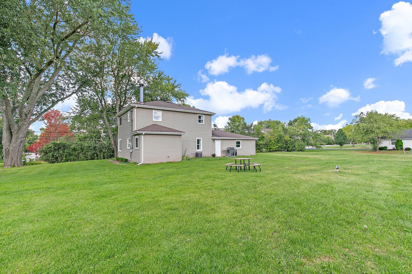 27110 West Highland Road Barrington, IL 60010 - Photo 27 of 33