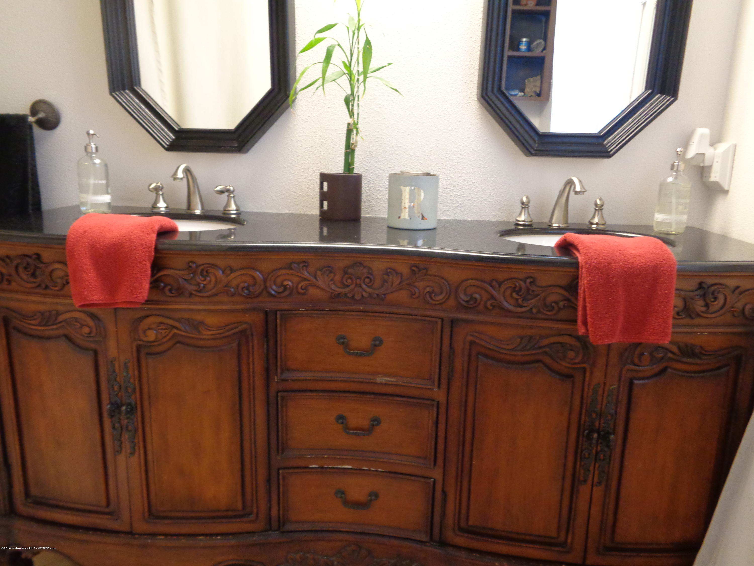 555 Clark Road Jasper, AL 35503 - Photo 12 of 42 Gallery Image 12