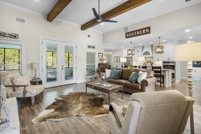 $575,000 | 650 Smokestack Drive, Hernando, MS 38632