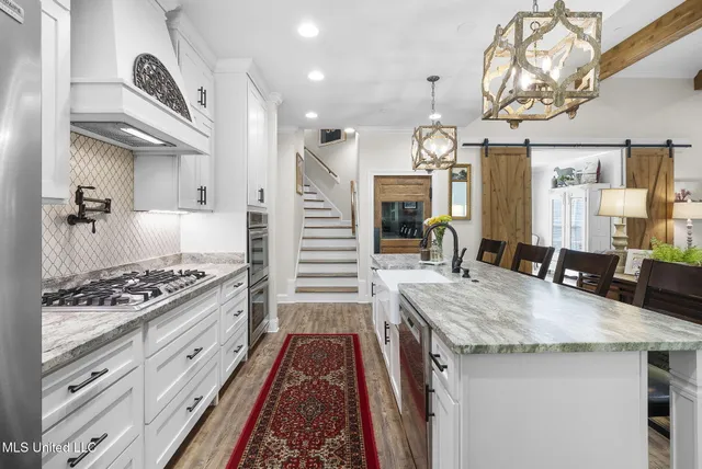 $575,000 | 650 Smokestack Drive, Hernando, MS 38632