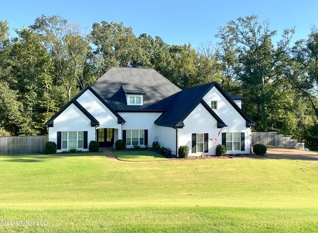 $575,000 | 650 Smokestack Drive, Hernando, MS 38632