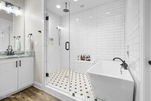 $575,000 | 650 Smokestack Drive, Hernando, MS 38632