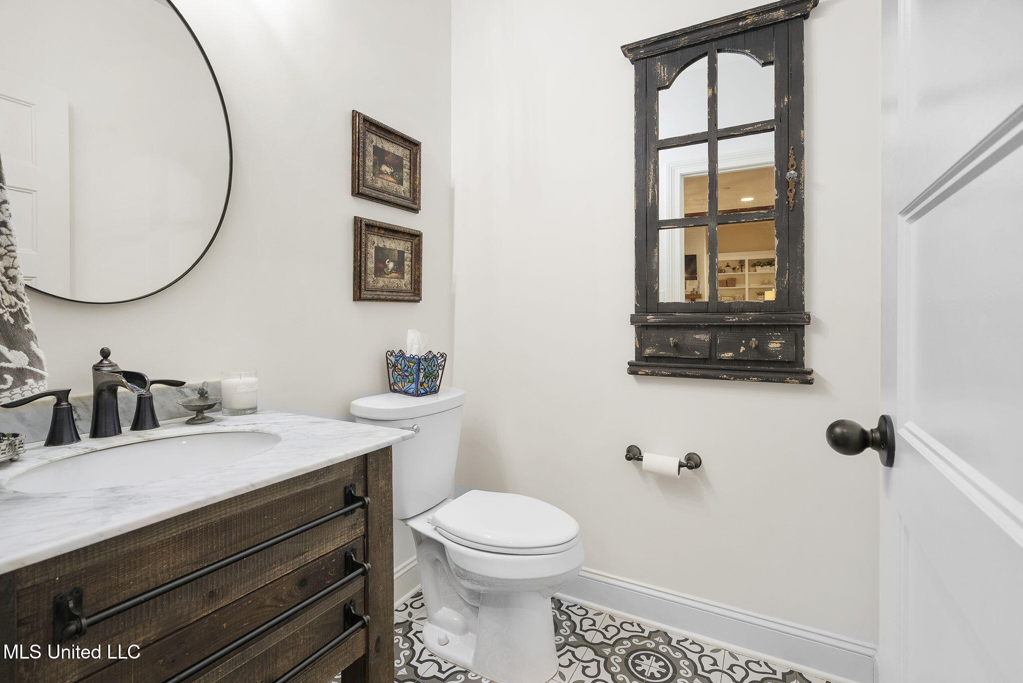 650 Smokestack Drive Hernando, MS 38632 - Photo 26 of 50 Half bath