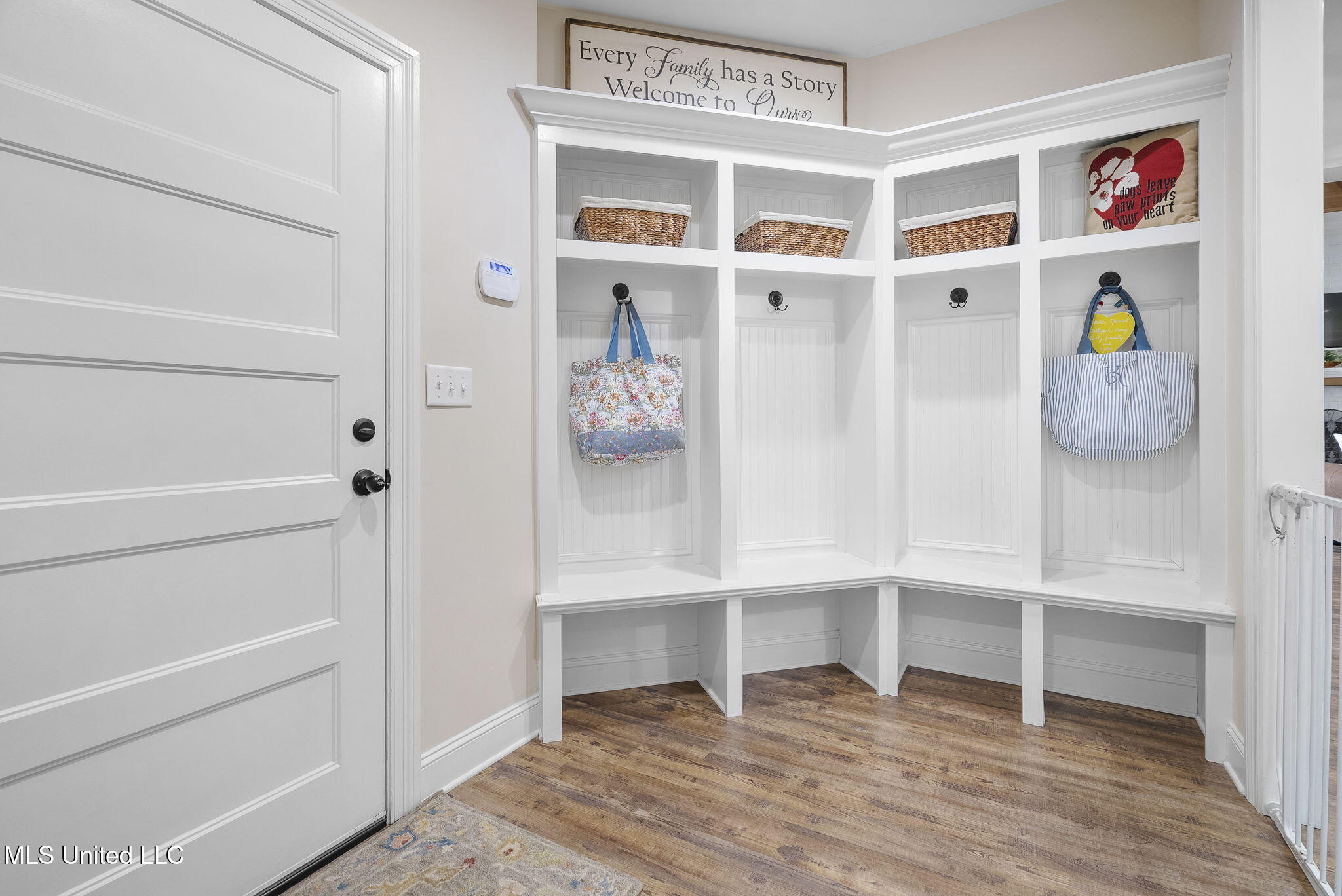 650 Smokestack Drive Hernando, MS 38632 - Photo 27 of 50 Mud room