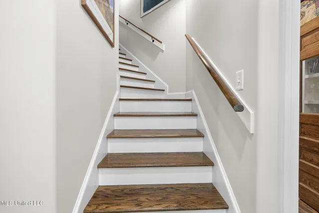 $575,000 | 650 Smokestack Drive, Hernando, MS 38632