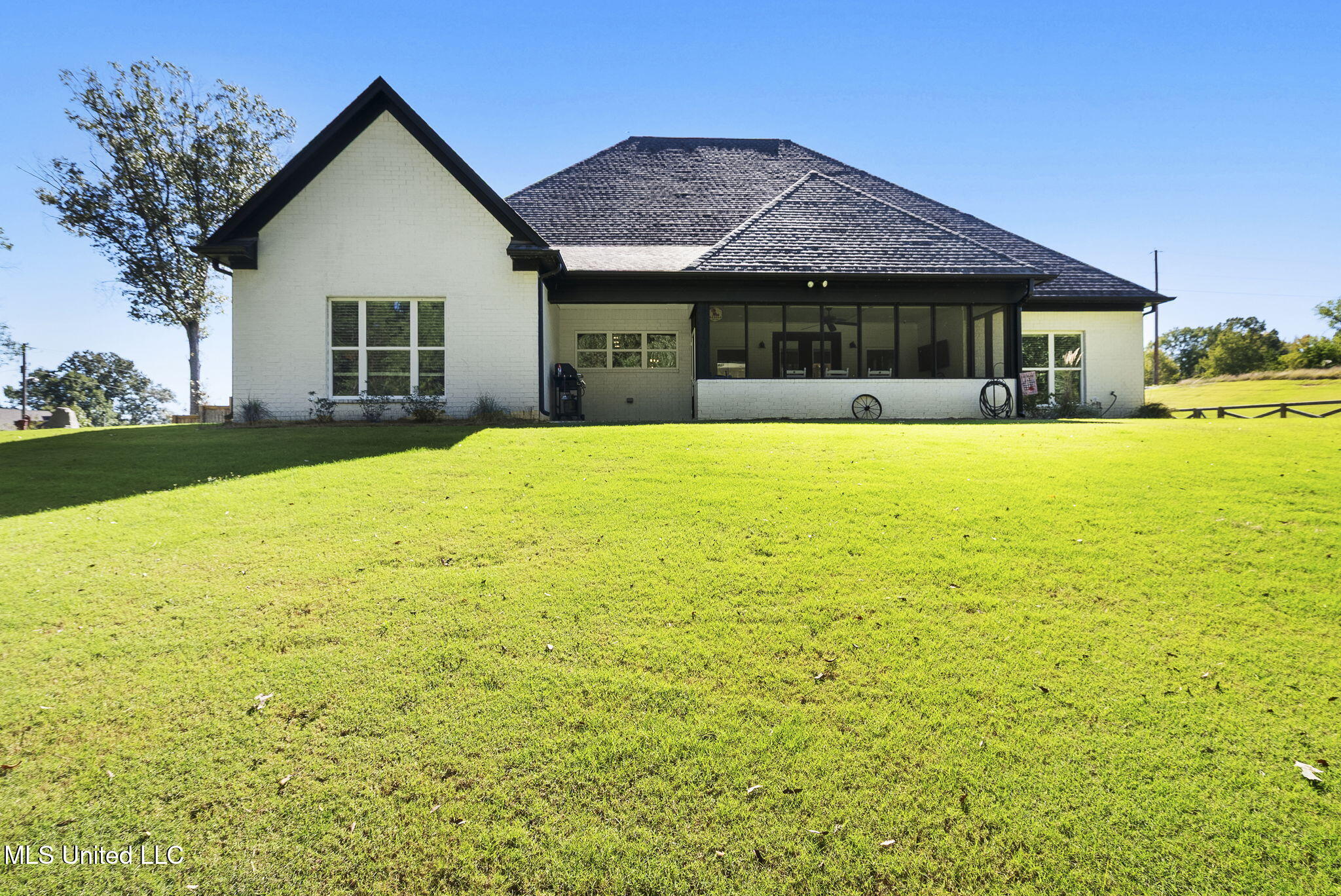 650 Smokestack Drive Hernando, MS 38632 - Photo 43 of 50 Backyard