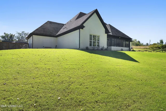 $575,000 | 650 Smokestack Drive, Hernando, MS 38632