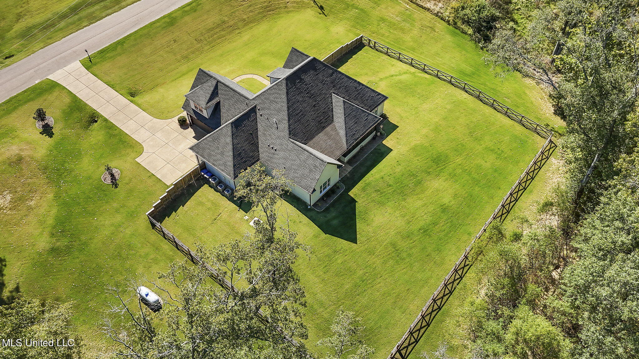 650 Smokestack Drive Hernando, MS 38632 - Photo 48 of 50 Aerial view