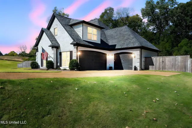 $575,000 | 650 Smokestack Drive, Hernando, MS 38632