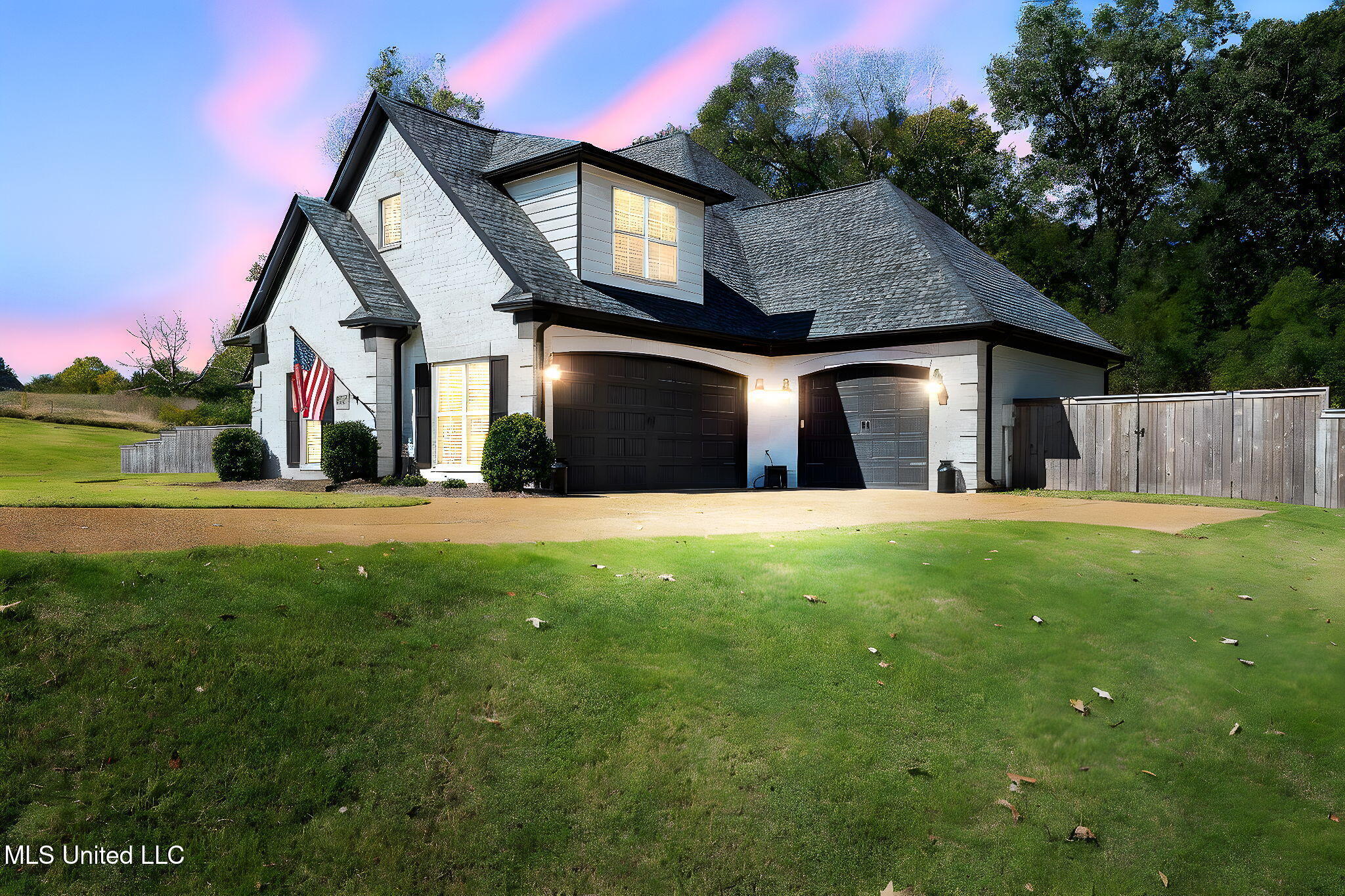 650 Smokestack Drive Hernando, MS 38632 - Photo 7 of 50 3 car garage