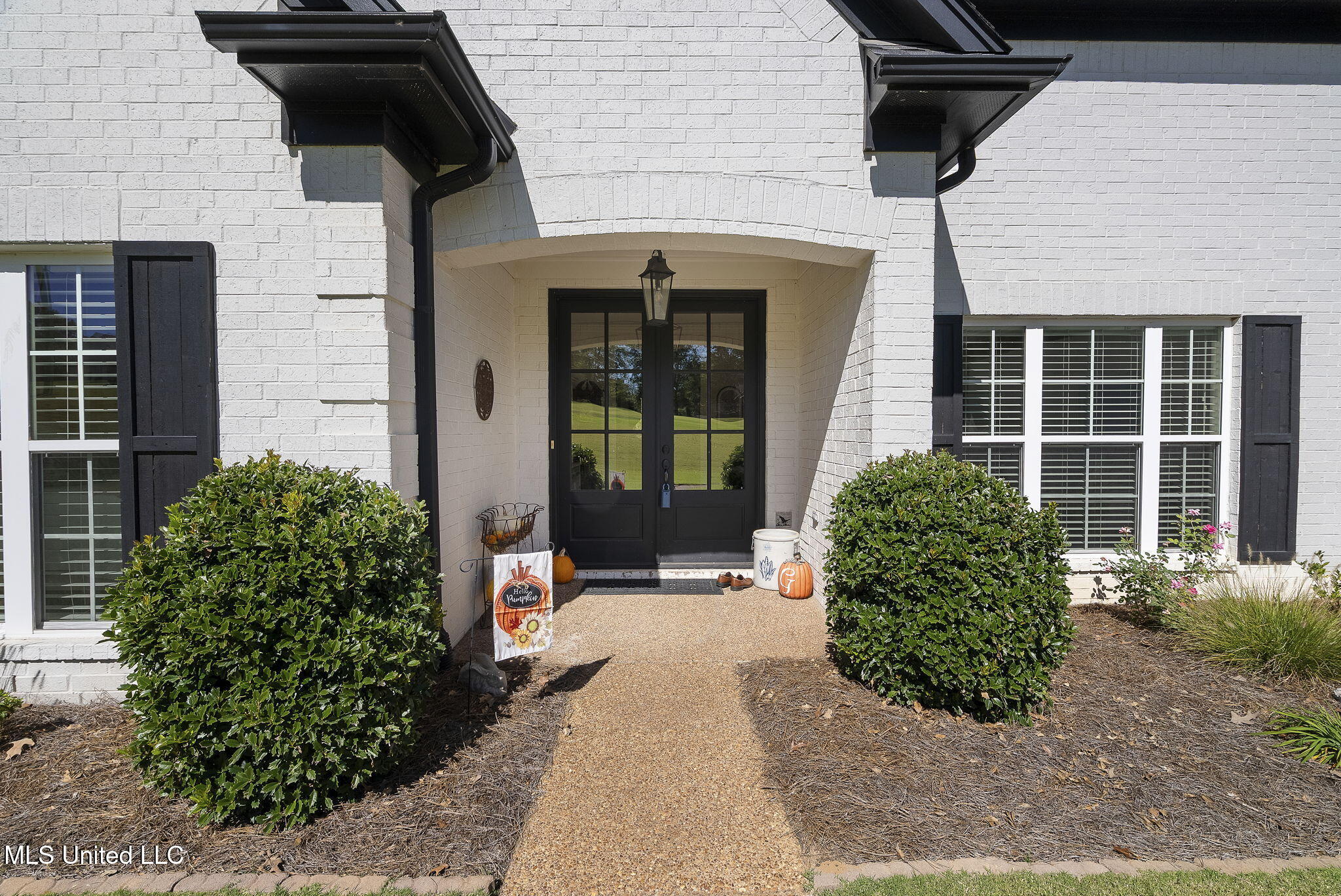 650 Smokestack Drive Hernando, MS 38632 - Photo 9 of 50 Front entry