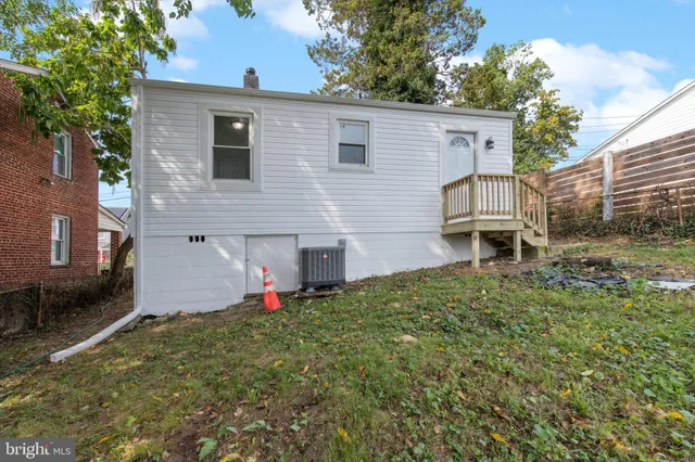 $269,900 | 4012 Vine Street, Capitol Heights, MD 20743