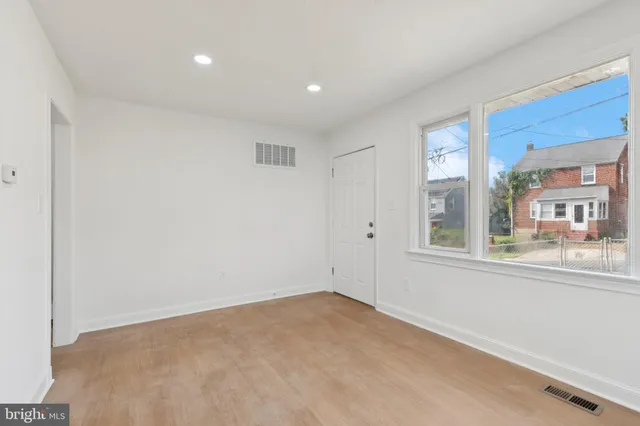 $269,900 | 4012 Vine Street, Capitol Heights, MD 20743