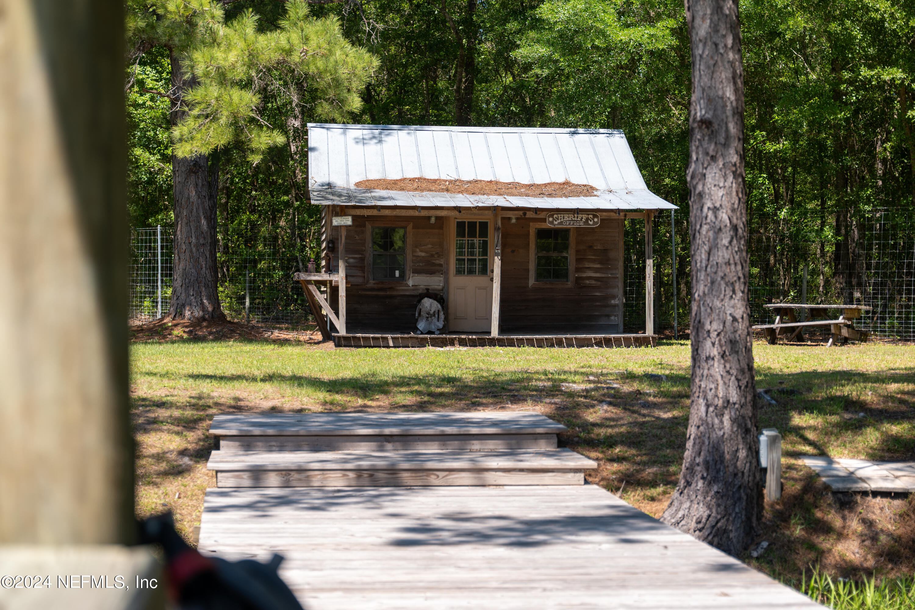 5800 Retreat Road Keystone Heights, FL 32656 - Photo 115 of 121 a view of a house with a yard