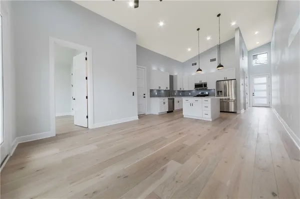 $3,350 | 1210 Brentwood Street, Unit 2, Austin, TX 78757