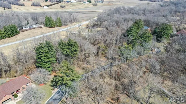 $15,000 | 87 Foxwood Circle, Alton, IL 62002
