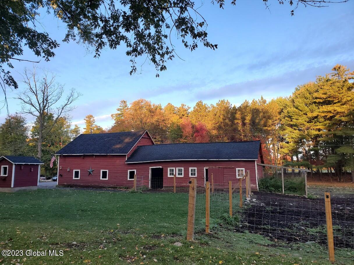 76 Sunset Road Greenville, NY 12083 - Photo 8 of 58 02