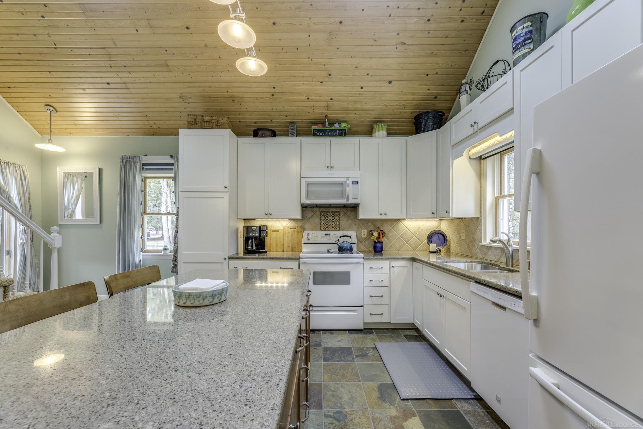 7142 Aitken Road Lexington, MI 48450 - Photo 20 of 59