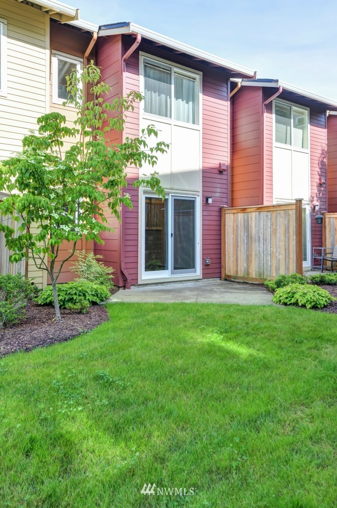 109 Cougar Ridge Road Northwest, Unit 1606 Issaquah, WA 98027 - Photo 7 of 14